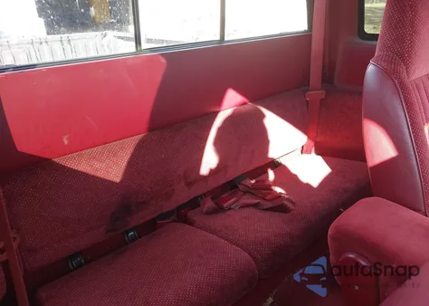 1994 Dodge Dakota z USA, uszkodzony, nr VIN 1B7GG23Y4RS638244